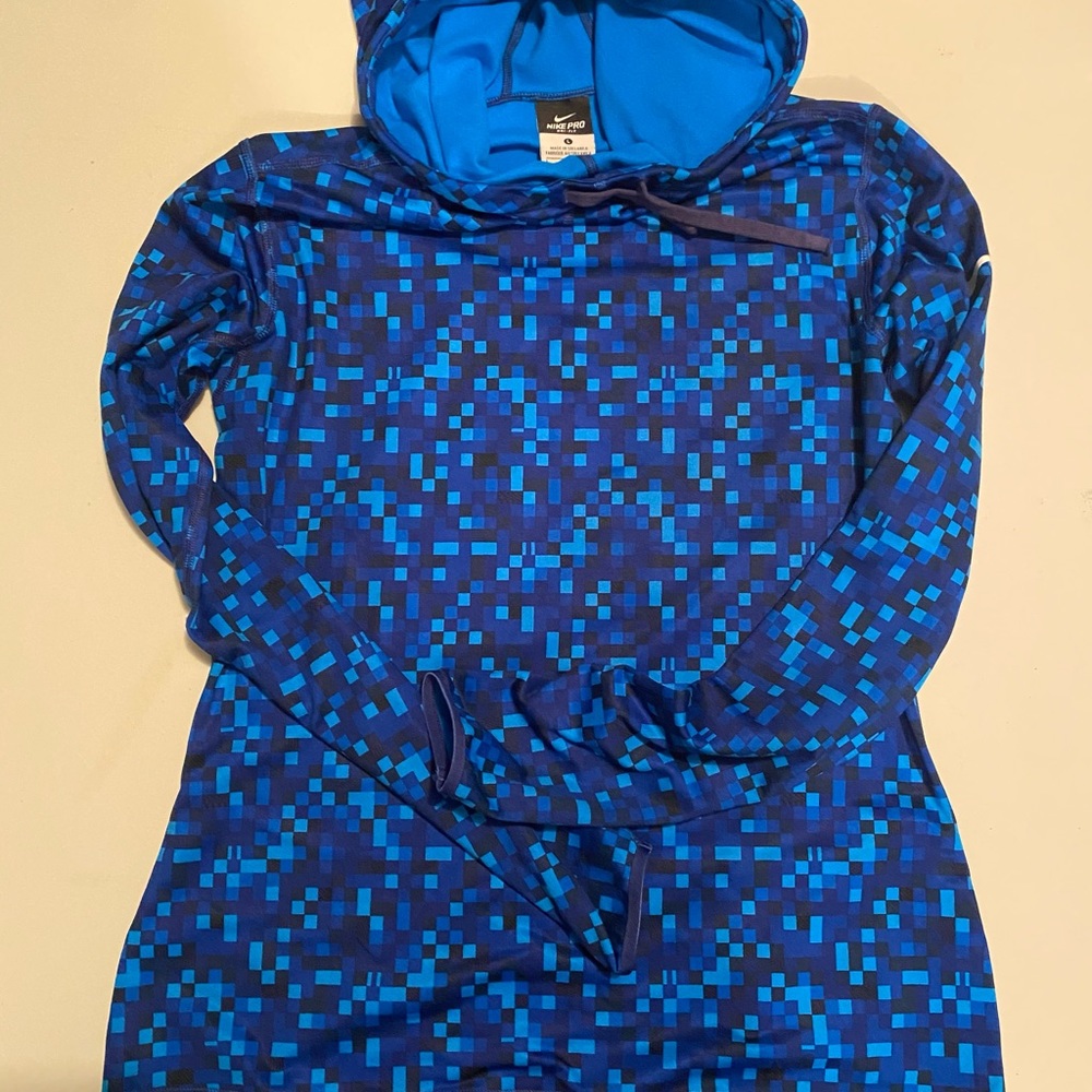 Nike DriFit Pro Hoodie. L